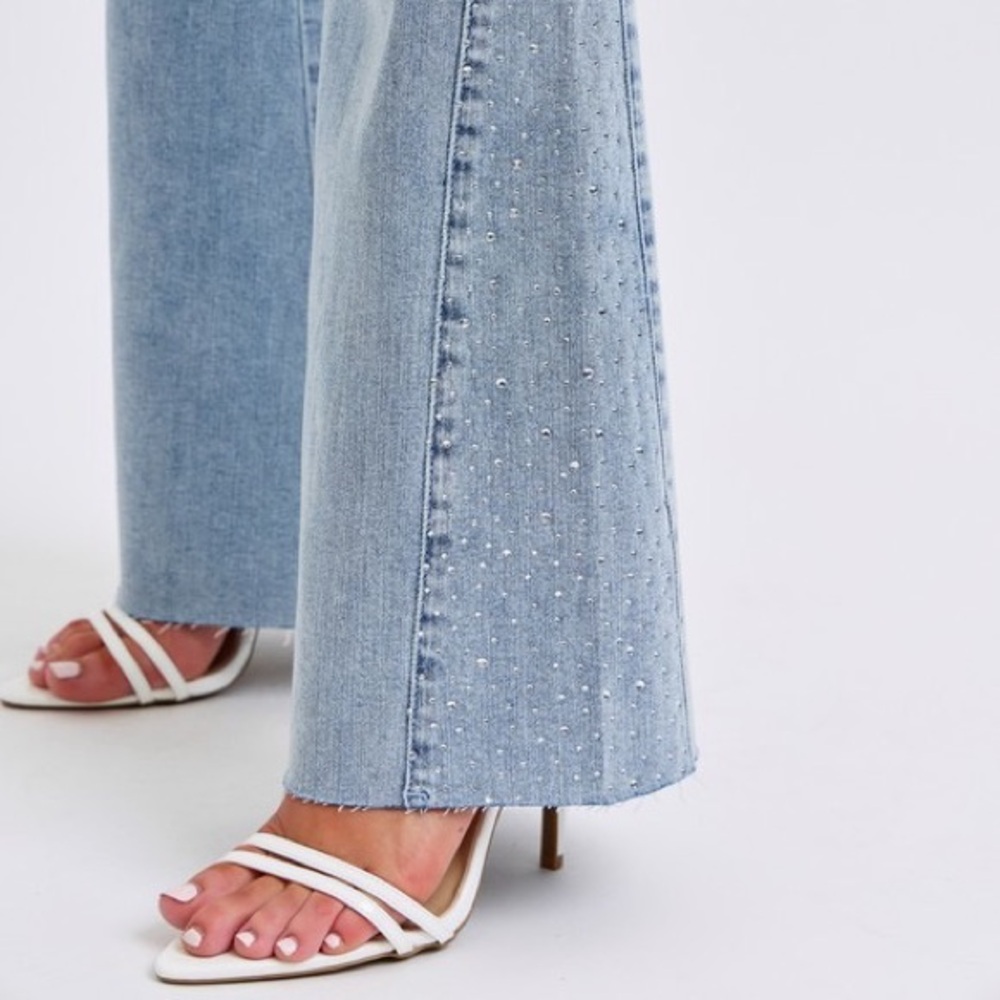 Judy Blue Full Size Mid Rise Rhinestone Side Panel Detail Flare Jeans Plus Size - Picture 9 of 15